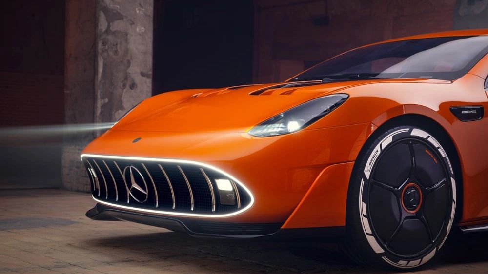 Silné elektrické mercedesy se mají obejít bez zadních brzd